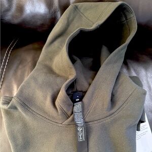 New- Lululemon Steady State Pullover Hoodie